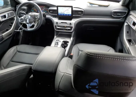 2024 Ford Explorer Xlt z USA, uszkodzony, nr VIN 1FMSK7DH8RGA81728